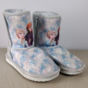 Frozen House Shoes